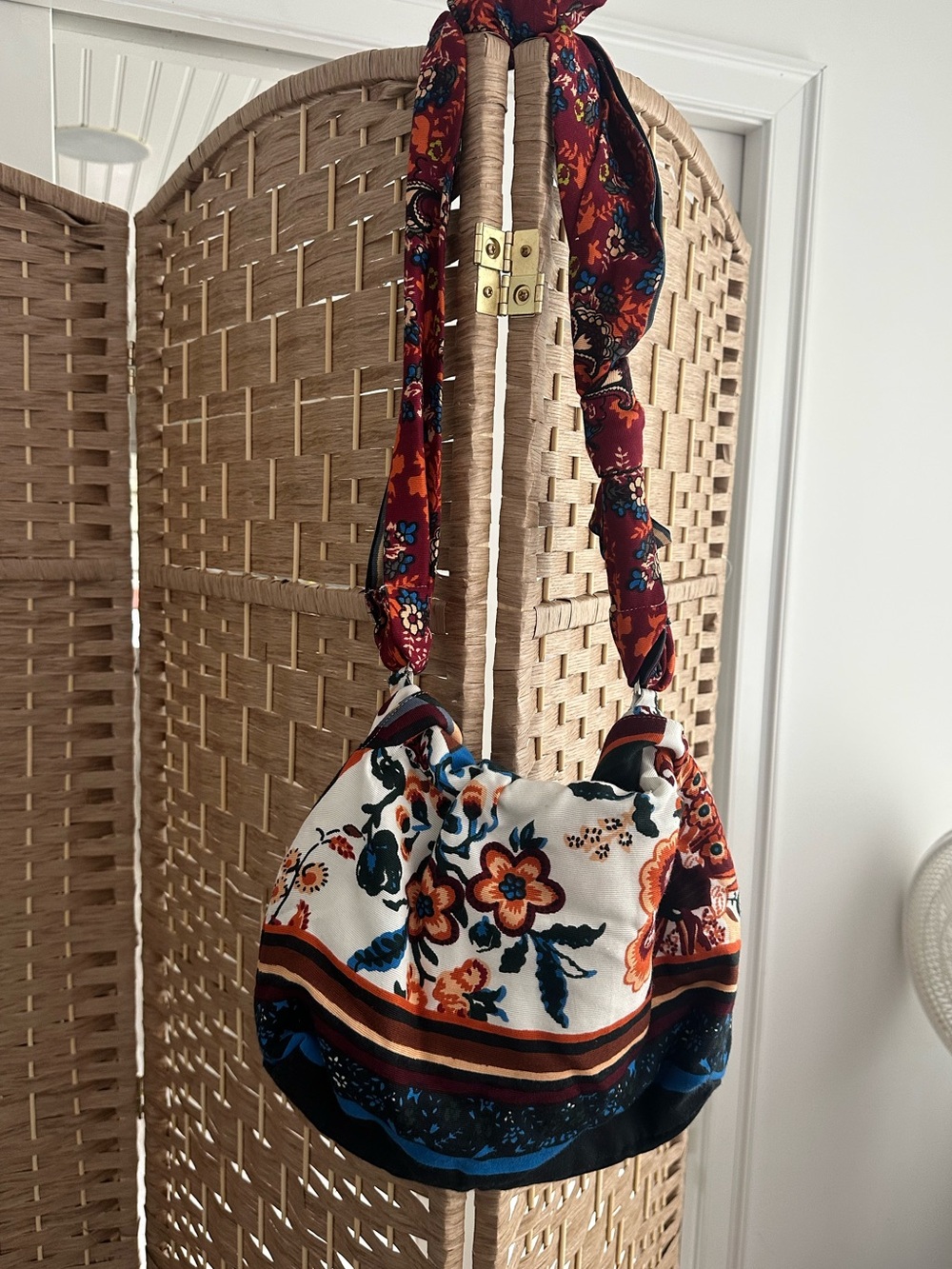 New Rare Bloggers favorite Zara Women’s Boho Handkerchief Slouchy Shoulder Bag - Picture 14 of 16